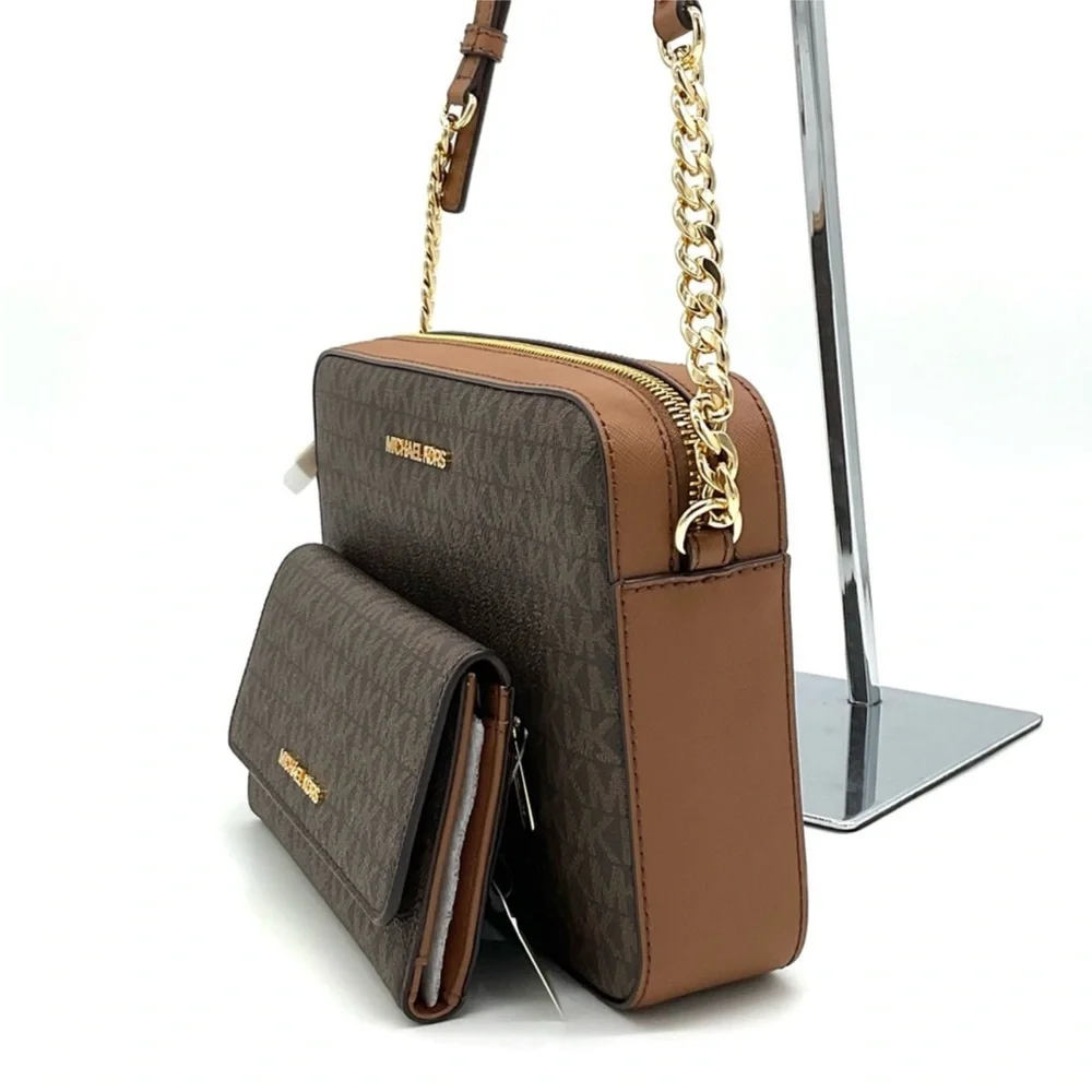 Michael Kors Large EW Crossbody Bag & Large Trifold Wallet Brown/ Gold - Picture 3 of 13